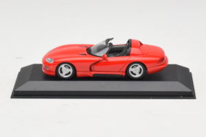 Dodge Viper RT/10 Cabriolet Rot Minichamps 1:43 430144032 Druckguss