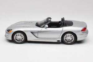 Dodge Viper SRT-10 Bright Silber Bburago 1:18 34908 Druckguss — Bild 4 von 8