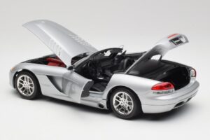 Dodge Viper SRT-10 Bright Silber Bburago 1:18 34908 Druckguss — Bild 5 von 8