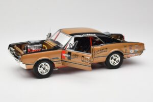 Oldsmobile 442 Hurst Hairy Olds Twin-Engine 4WD 1966 Highway 61 1:18 50089 Druckguss — Bild 2 von 8