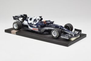 AlphaTauri AT02 #22 Y. Tsunoda Bahrain GP 2021 Minichamps 1:18 117210122 Druckguss — Bild 4 von 6