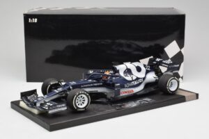 AlphaTauri AT02 #22 Y. Tsunoda Bahrain GP 2021 Minichamps 1:18 117210122 Druckguss — Bild 6 von 6