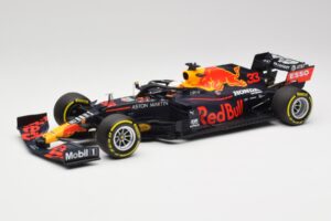 Aston Martin Red Bull Racing RB16 #33 M. Verstappen Abu Dhabi GP Winner 2020 Minichamps 1:18 110201733 Druckguss