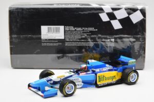 Benetton B195 Renault #1 M. Schumacher Winner Japanese GP 1995 Minichamps 1:18 510953401 Druckguss — Bild 6 von 6