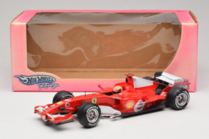 Ferrari 248 F1 #5 M. Schumacher German GP Hockenheimring 2006 Hot Wheels 1:18 J2887 Druckguss — Bild 6 von 6