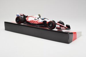 Haas VF-22 #47 M. Schumacher British GP Points 2022 Minichamps 1:18 147221047 Druckguss — Bild 4 von 6