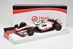 Haas VF-22 #47 M. Schumacher British GP Points 2022 Minichamps 1:18 147221047 Druckguss — Bild 6 von 6