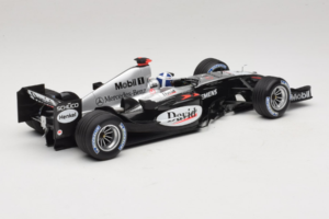 McLaren MP4/19 Mercedes D. Coulthard F1 2004 Minichamps 1:18 530041805 Druckguss — Bild 2 von 7