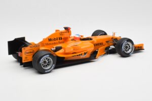 McLaren Mercedes MP4-20 G. Paffett F1 Test Car 2006 Minichamps 1:18 B66962342 Druckguss — Bild 2 von 6