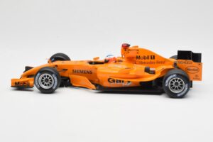 McLaren Mercedes MP4-20 G. Paffett F1 Test Car 2006 Minichamps 1:18 B66962342 Druckguss — Bild 3 von 6