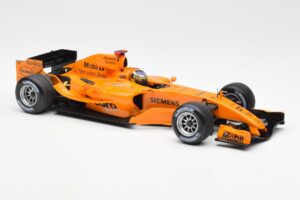 McLaren Mercedes MP4-20 P. de la Rosa F1 Test Car 2005 Minichamps 1:18 B66962343 Druckguss — Bild 4 von 6