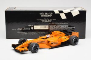 McLaren MP4-21 Mercedes #3 K. Raikkonen Interim Livery 2006 Minichamps 1:18 530061873 Druckguss — Bild 6 von 6