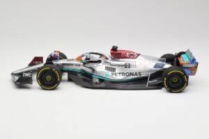 Mercedes AMG W13 E Performance Petronas #63 G. Russell Miami GP 2022 Minichamps 1:18 110220563 Druckguss — Bild 3 von 7