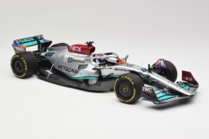 Mercedes AMG W13 E Performance Petronas #63 G. Russell Miami GP 2022 Minichamps 1:18 110220563 Druckguss — Bild 4 von 7