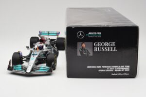 Mercedes AMG W13 E Performance Petronas #63 G. Russell Miami GP 2022 Minichamps 1:18 110220563 Druckguss — Bild 6 von 7