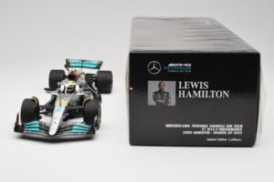 Mercedes AMG W13 E Performance Petronas #44 L. Hamilton Spanish GP 2022 Minichamps 1:18 110220044 Druckguss — Bild 6 von 7