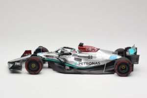 Mercedes AMG W13 E Performance Petronas #63 G. Russell Brazilian GP 1st Win 2022 Minichamps 1:18 110222163 Resin — Bild 3 von 7