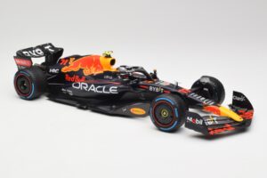 Oracle Red Bull Racing RB18 #11 S. Perez Monaco GP Winner Rain Tyre Version 2022 Minichamps 1:18 110222711 Druckguss — Bild 4 von 7