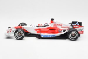 Toyota TF106 Panasonic Toyota Racing J. Trulli F1 Presentation 2006 Minichamps 1:18 AM59554H Druckguss — Bild 3 von 6