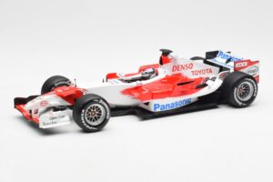 Toyota TF106 Panasonic Toyota Racing J. Trulli F1 Presentation 2006 Minichamps 1:18 AM59554H Druckguss