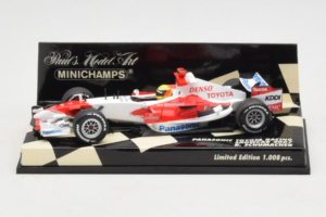 Toyota TF107 Panasonic #11 R. Schumacher Panasonic Toyota Racing Showcar 2007 Minichamps 1:43 400070081 Druckguss