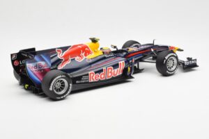 Red Bull Racing Renault RB6 #6 M. Webber F1 2010 Minichamps 1:18 110100006 Druckguss — Bild 2 von 6