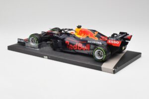 Red Bull RB16B #33 M. Verstappen Emilia Romagna GP Winner 2021 Minichamps 1:18 113210233T Druckguss — Bild 5 von 6