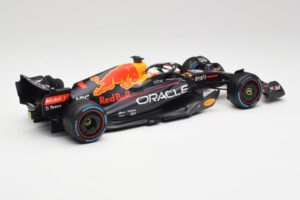 Red Bull RB18 #1 M. Verstappen Monaco GP 3rd Wet 2022 Minichamps 1:18 110220701 Druckguss — Bild 2 von 7