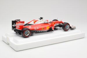 Scuderia Ferrari SF16-H #5 S. Vettel Italian GP 2016 BBR 1:18 BBR181625 Druckguss — Bild 2 von 7