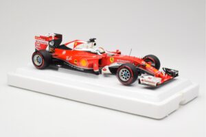 Scuderia Ferrari SF16-H #5 S. Vettel Italian GP 2016 BBR 1:18 BBR181625 Druckguss — Bild 4 von 7