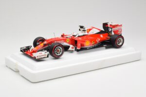 Scuderia Ferrari SF16-H #5 S. Vettel Italian GP 2016 BBR 1:18 BBR181625 Druckguss