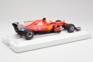 Scuderia Ferrari SF70H #5 S. Vettel Winner Australian GP 2017 BBR 1:18 BBR181705 Druckguss — Bild 2 von 7