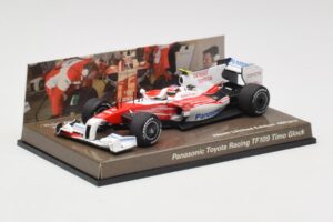 Toyota TF109 Panasonic Toyota Racing #10 T. Glock F1 2009 Minichamps 1:43 AM62131 Druckguss — Bild 2 von 5