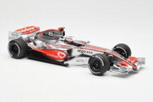 McLaren MP4-22 Mercedes #1 F. Alonso Showcar 2007 Minichamps 1:18 533071871 Druckguss — Bild 4 von 6