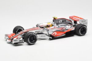 McLaren MP4-22 Mercedes #2 L. Hamilton 2007 Dealer Edition Minichamps 1:18 530071802 Druckguss
