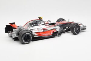 McLaren MP4-23 Mercedes #23 H. Kovalainen 2008 Minichamps 1:18 530081823 Druckguss — Bild 2 von 6