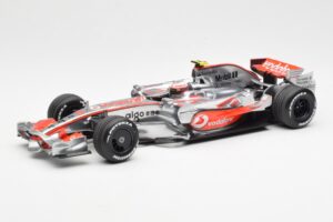 McLaren MP4-23 Mercedes #23 H. Kovalainen 2008 Minichamps 1:18 530081823 Druckguss