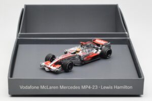McLaren MP4-23 Mercedes #22 L. Hamilton F1 World Champion 2008 Minichamps 1:43 B66962422 Druckguss — Bild 4 von 4