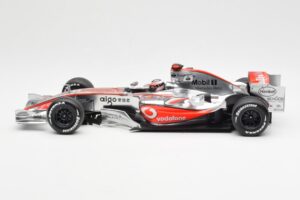 McLaren MP4-22 Mercedes #1 F. Alonso Presentation Valencia 2007 Minichamps 1:18 538071871 Druckguss — Bild 3 von 6