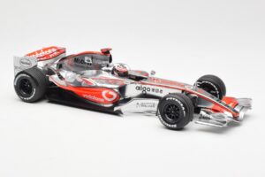 McLaren MP4-22 Mercedes #1 F. Alonso Presentation Valencia 2007 Minichamps 1:18 538071871 Druckguss — Bild 4 von 6