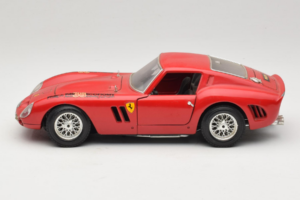 Ferrari 250 GTO Rot Bburago 1:18 B003 Druckguss — Bild 4 von 8