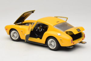 Ferrari 250 GT Berlinetta Gelb Jouef Evolution 1:18 301200 Druckguss — Bild 5 von 8