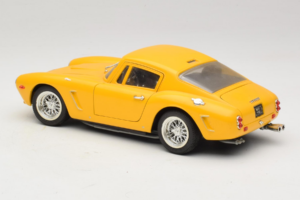 Ferrari 250 GT Berlinetta Gelb Jouef Evolution 1:18 301200 Druckguss — Bild 7 von 8
