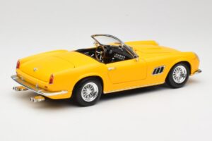 Ferrari 250 GT California Spider Gelb Hot Wheels 1:18 23905 Druckguss — Bild 3 von 8