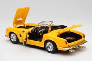 Ferrari 250 GT California Spider Gelb Hot Wheels 1:18 23905 Druckguss — Bild 5 von 8