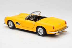 Ferrari 250 GT California Spider Gelb Hot Wheels 1:18 23905 Druckguss — Bild 7 von 8