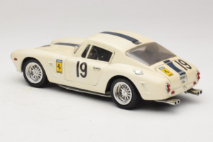 Ferrari 250 GT SWB Berlinette #19 Tour de France Automobile 1961 Eagles Race 1:18 6500 Druckguss — Bild 7 von 8