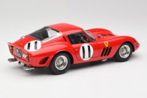 Ferrari 250 GTO #11 J. Surtees / M. Parkes Paris 1000km 1962 CMC 1:18 M-249 Druckguss — Bild 2 von 6