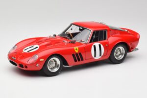 Ferrari 250 GTO #11 J. Surtees / M. Parkes Paris 1000km 1962 CMC 1:18 M-249 Druckguss