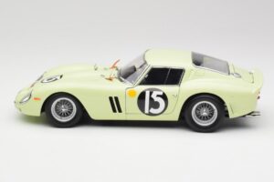 Ferrari 250 GTO #15 S. Moss / I. Ireland Goodwood Tourist Trophy Winner 1962 Kyosho 1:18 08438C Druckguss — Bild 4 von 8